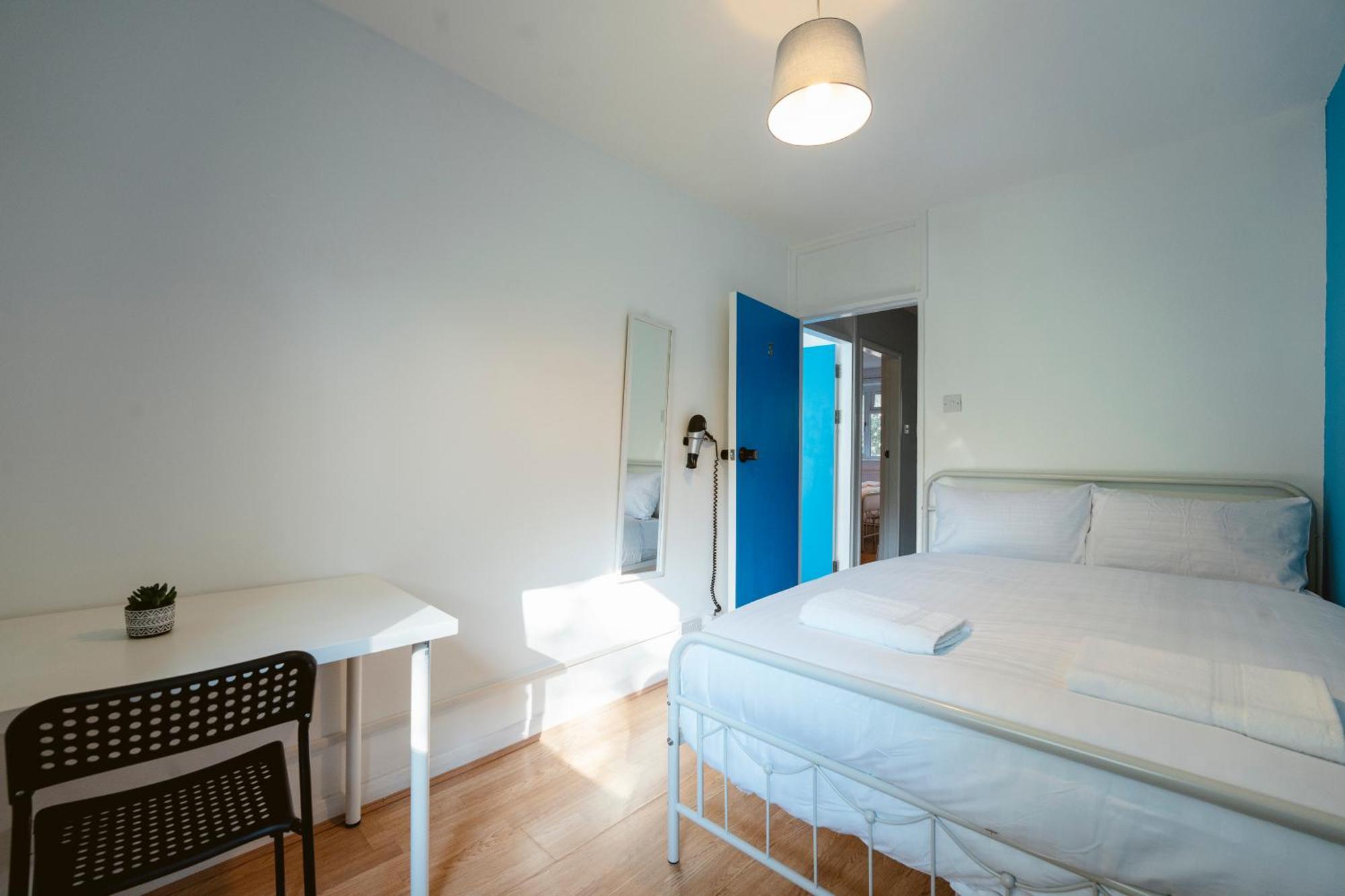 Deptford Bridge Double Rooms لندن المظهر الخارجي الصورة